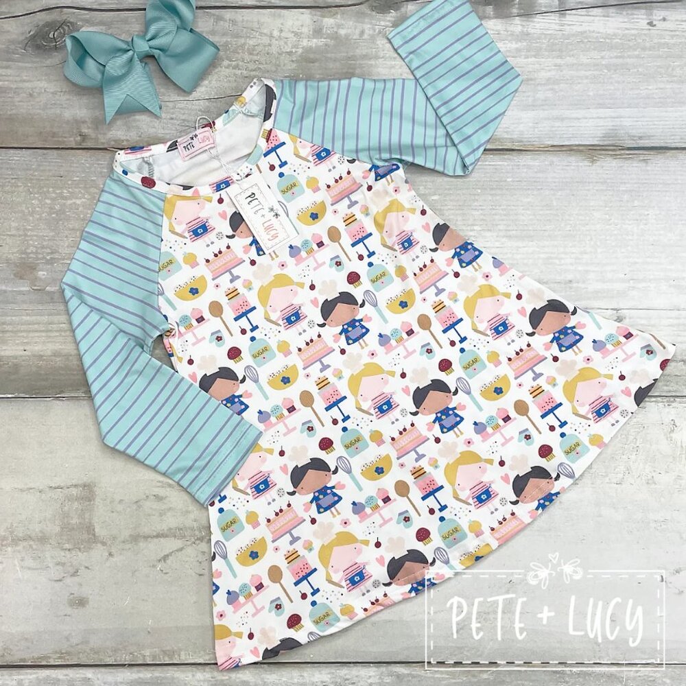 Petite & Pretty: Mommy's Little Helper Dress Size 10/12